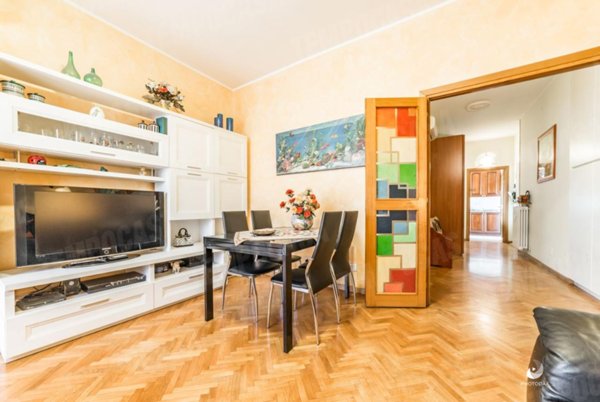 appartamento in vendita a Reggio nell'Emilia in zona Città Storica