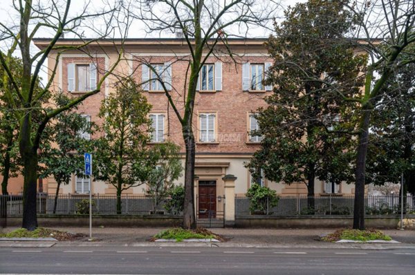 appartamento in vendita a Reggio nell'Emilia in zona Città Storica