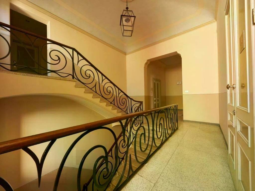 appartamento in vendita a Reggio nell'Emilia in zona Città Storica