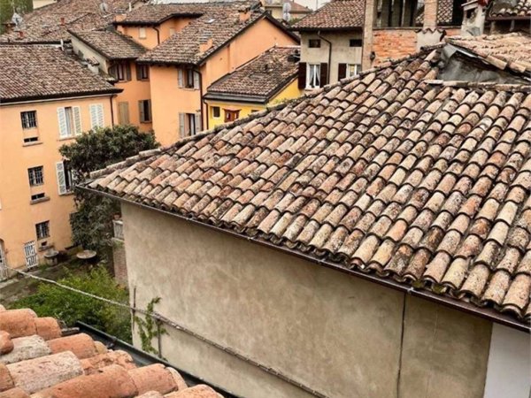 appartamento in vendita a Reggio nell'Emilia in zona Città Storica
