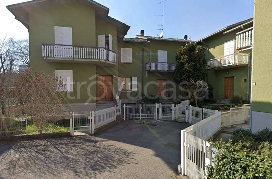 casa indipendente in vendita a Reggio nell'Emilia in zona Città Storica
