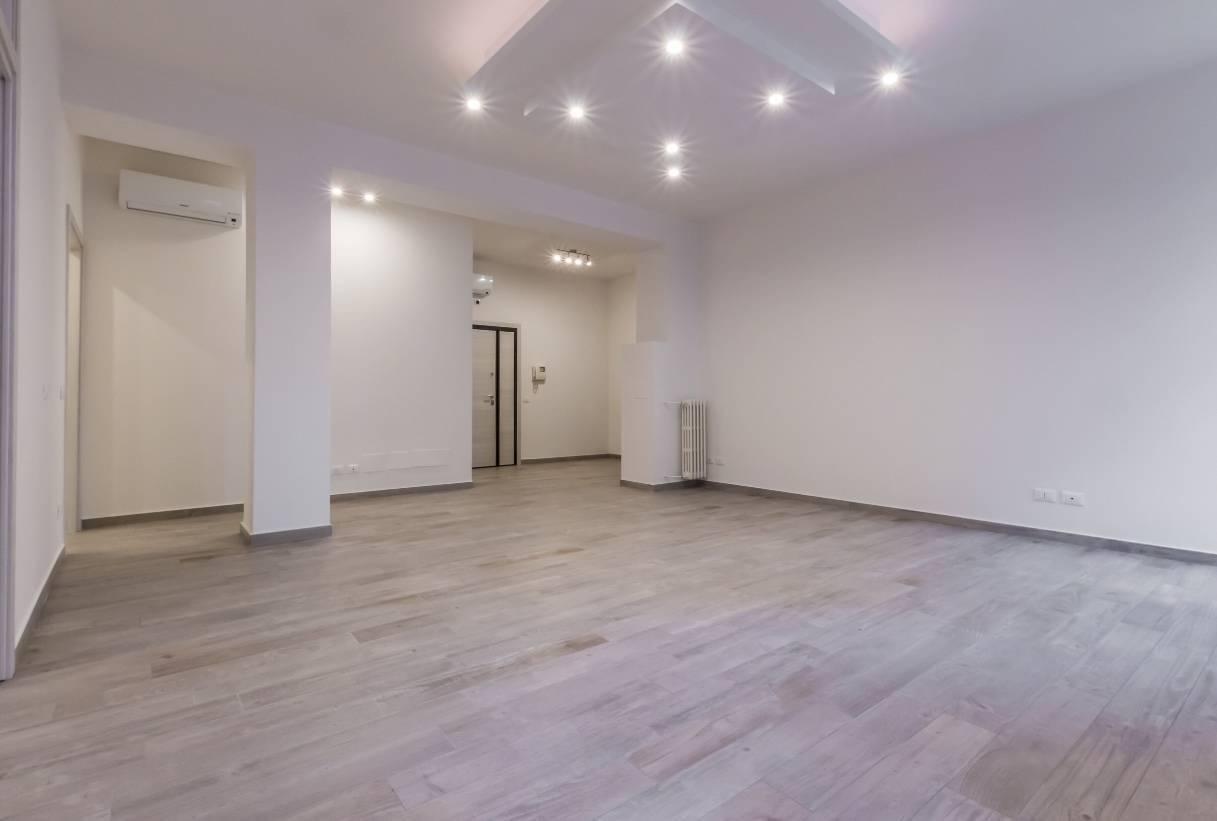 appartamento in vendita a Reggio nell'Emilia in zona Città Storica