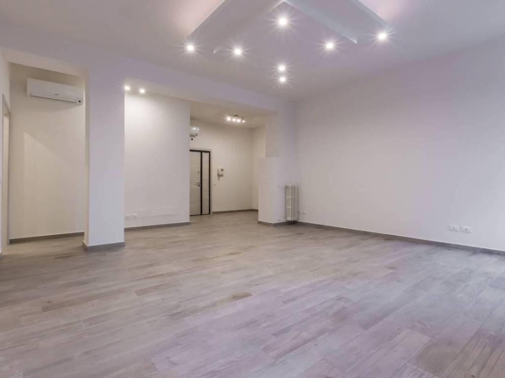 appartamento in vendita a Reggio nell'Emilia in zona Città Storica