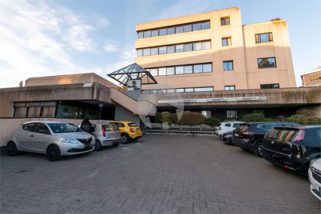 quadrivano in vendita a Reggio nell'Emilia in zona Città Storica
