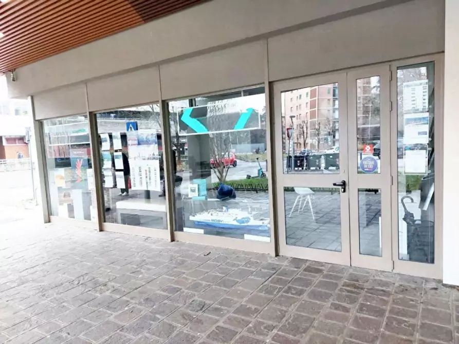 negozio in vendita a Reggio nell'Emilia