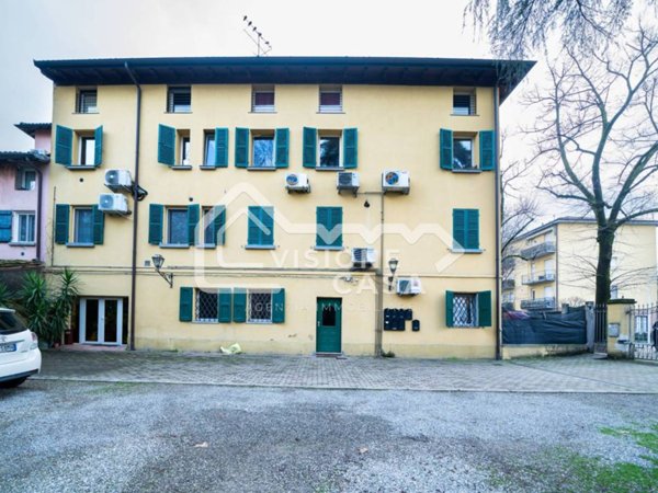 appartamento in vendita a Reggio nell'Emilia in zona Città Storica