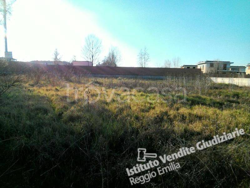 terreno agricolo in vendita a Reggio nell'Emilia in zona Orologio