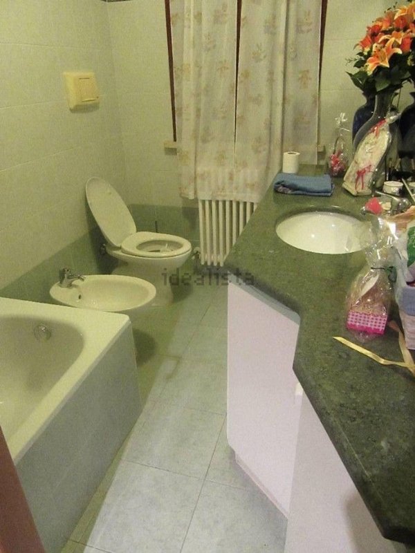 casa indipendente in vendita a Reggio nell'Emilia