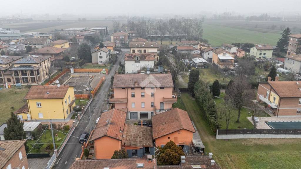 appartamento in vendita a Reggio nell'Emilia in zona Cella