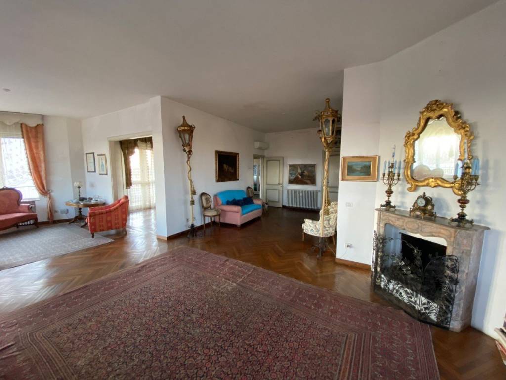 appartamento in vendita a Reggio nell'Emilia