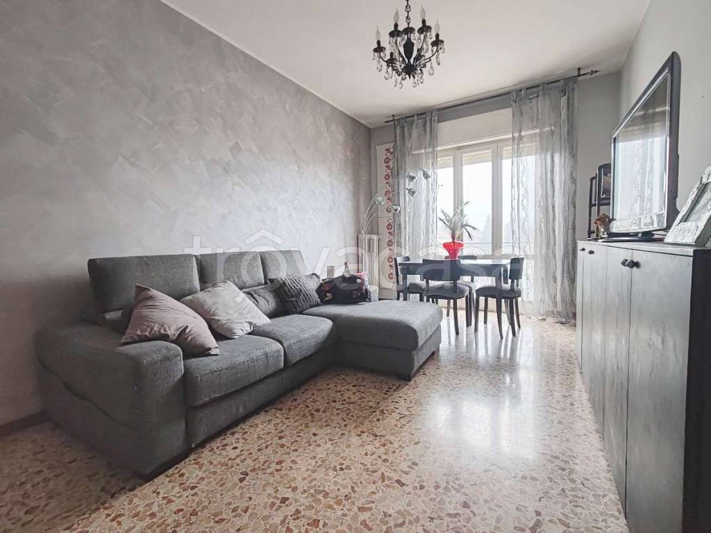 appartamento in vendita a Reggio nell'Emilia in zona Pieve Modolena