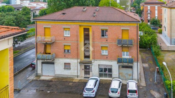 appartamento in vendita a Reggio nell'Emilia in zona Orologio