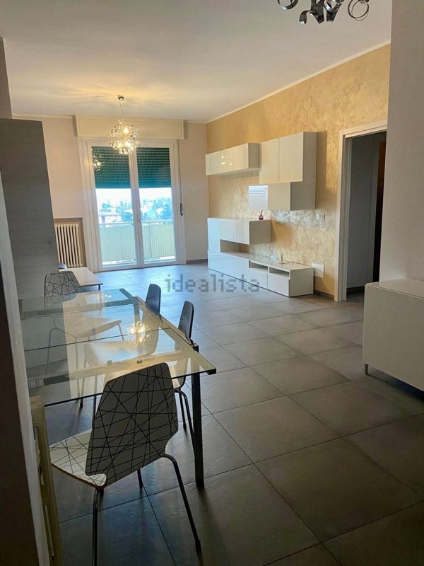 appartamento in vendita a Reggio nell'Emilia in zona Città Storica