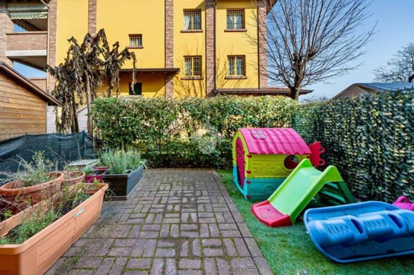 appartamento in vendita a Reggio nell'Emilia in zona Sesso