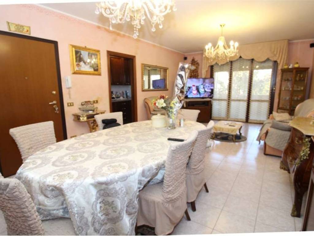 appartamento in vendita a Reggio nell'Emilia