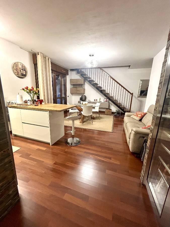 appartamento in vendita a Reggio nell'Emilia in zona Città Storica