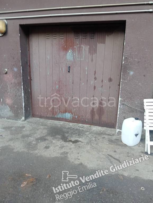 appartamento in vendita a Reggio nell'Emilia in zona Tribunale