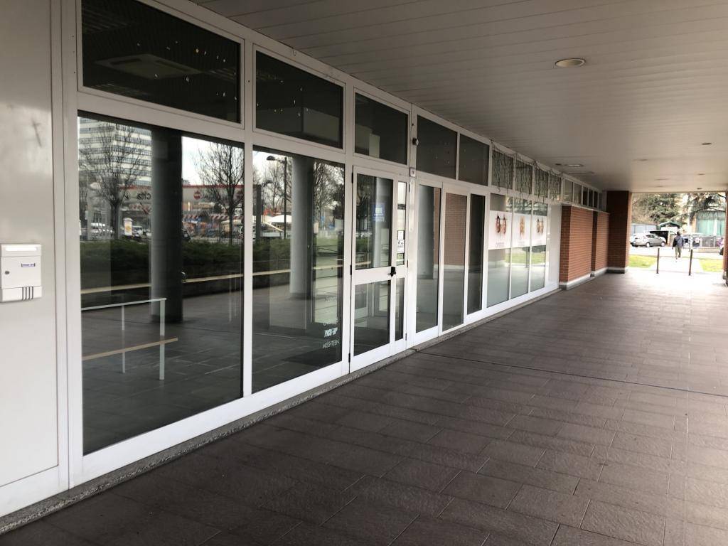 negozio in vendita a Reggio nell'Emilia