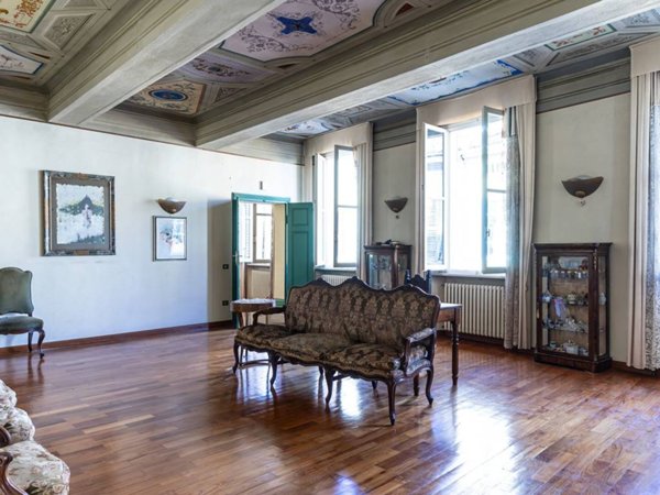 appartamento in vendita a Reggio nell'Emilia in zona Città Storica