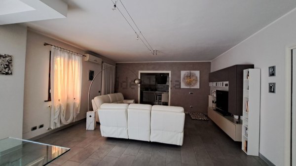 casa indipendente in vendita a Reggio nell'Emilia in zona Rivalta