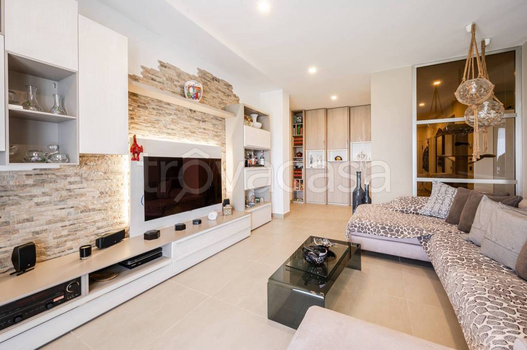 appartamento in vendita a Reggio nell'Emilia in zona Mirabello