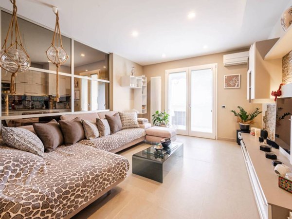 appartamento in vendita a Reggio nell'Emilia in zona Città Storica