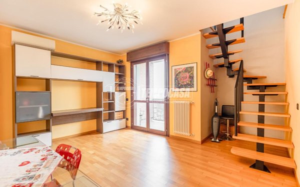 appartamento in vendita a Reggio nell'Emilia in zona Città Storica