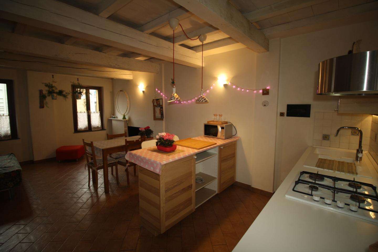 appartamento in vendita a Reggio nell'Emilia in zona Città Storica