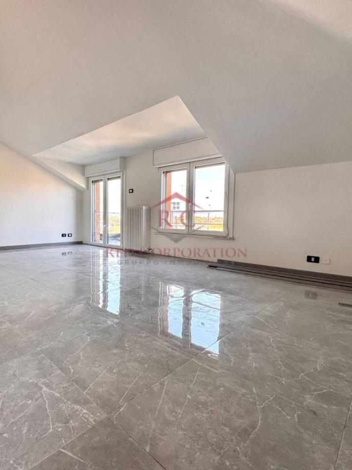 appartamento in vendita a Reggio nell'Emilia in zona Città Storica