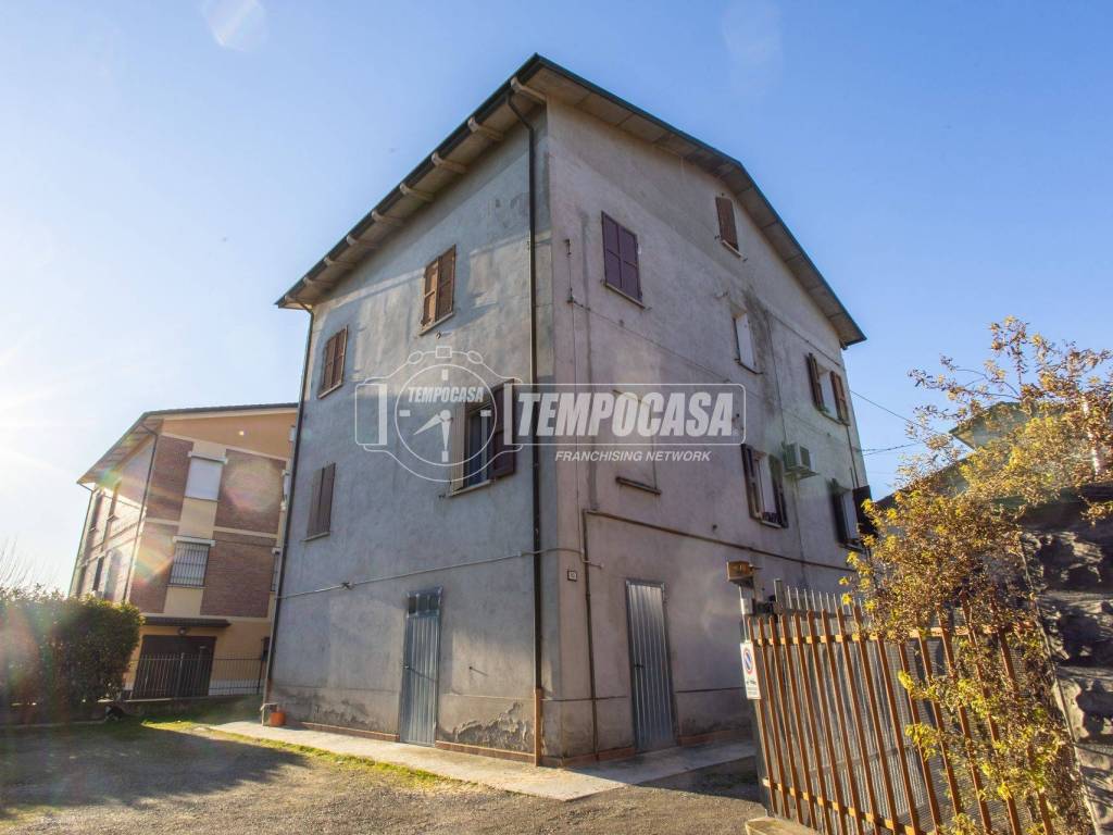 appartamento in vendita a Reggio nell'Emilia in zona Rivalta