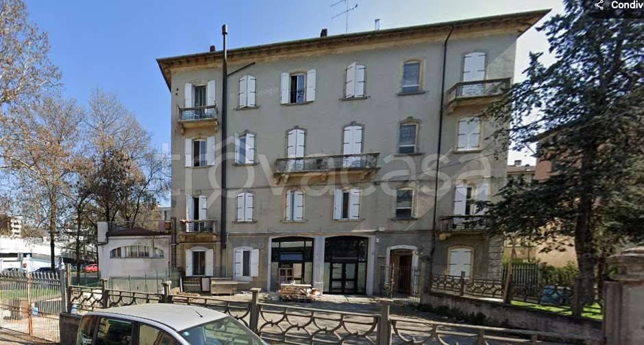 locale di sgombero in vendita a Reggio nell'Emilia in zona San Maurizio