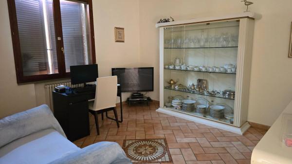 casa indipendente in vendita a Reggio nell'Emilia in zona Città Storica