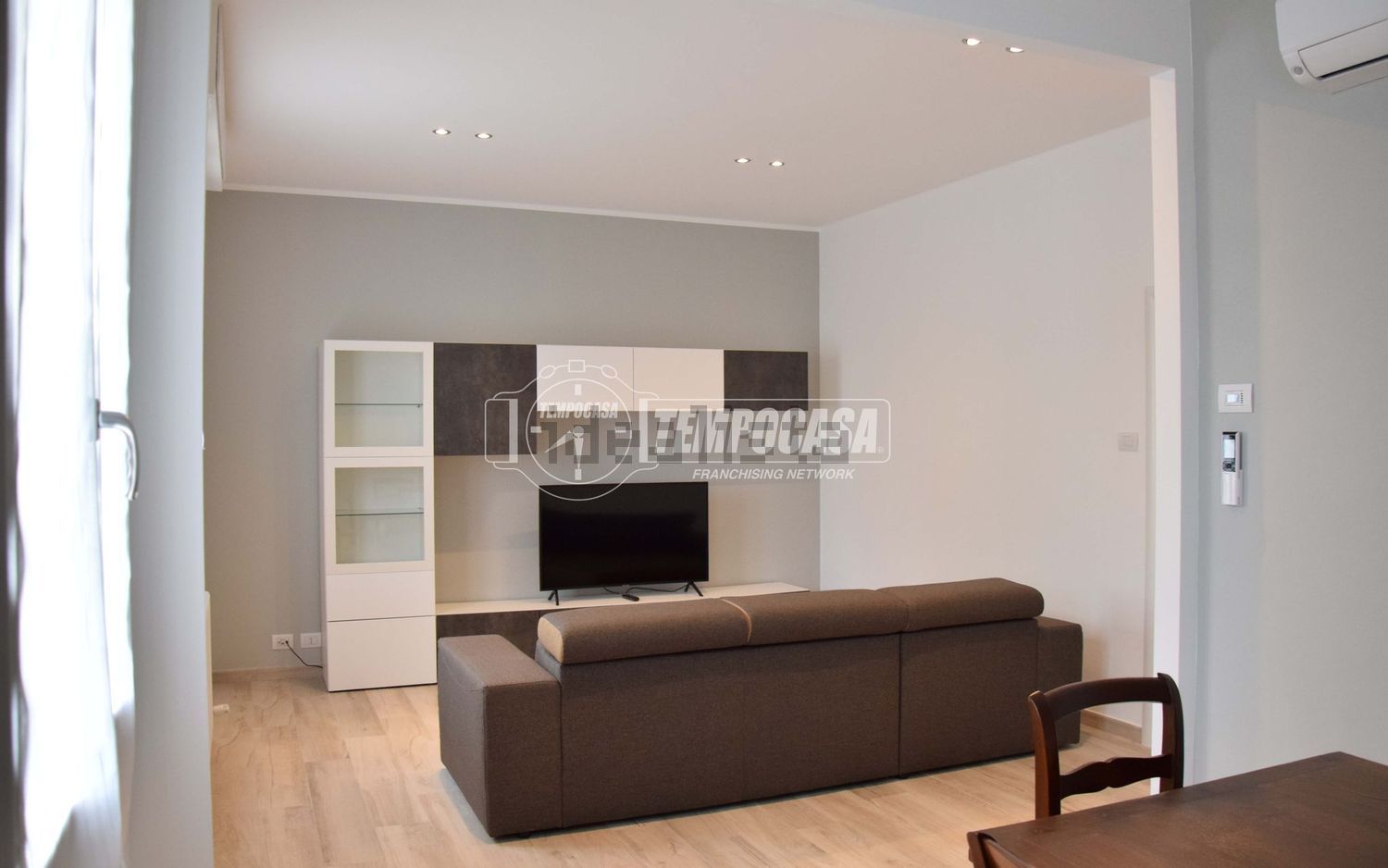 casa indipendente in vendita a Reggio nell'Emilia in zona Città Storica