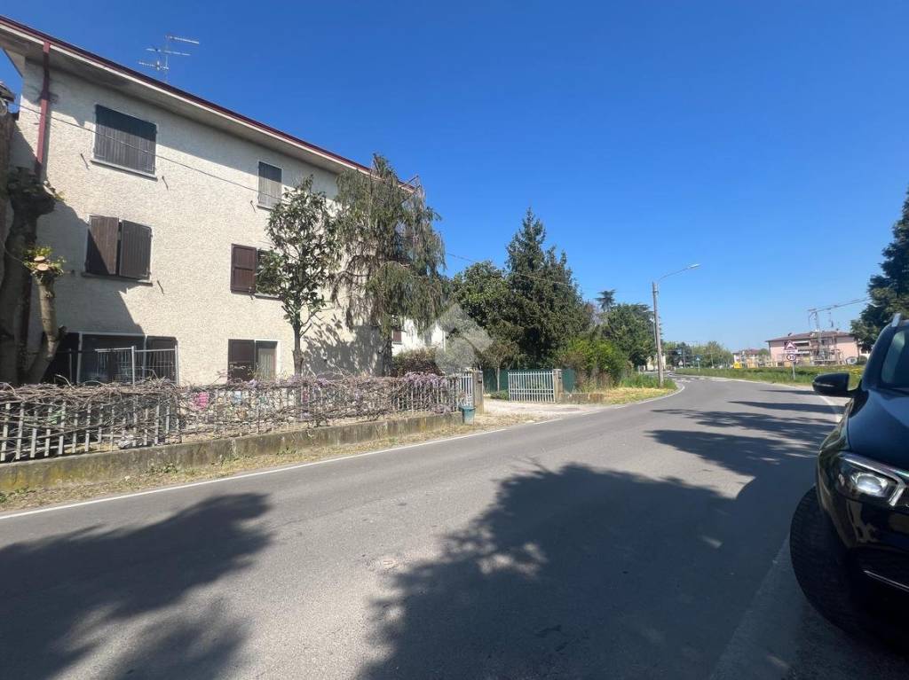 appartamento in vendita a Reggio nell'Emilia in zona Gavassa