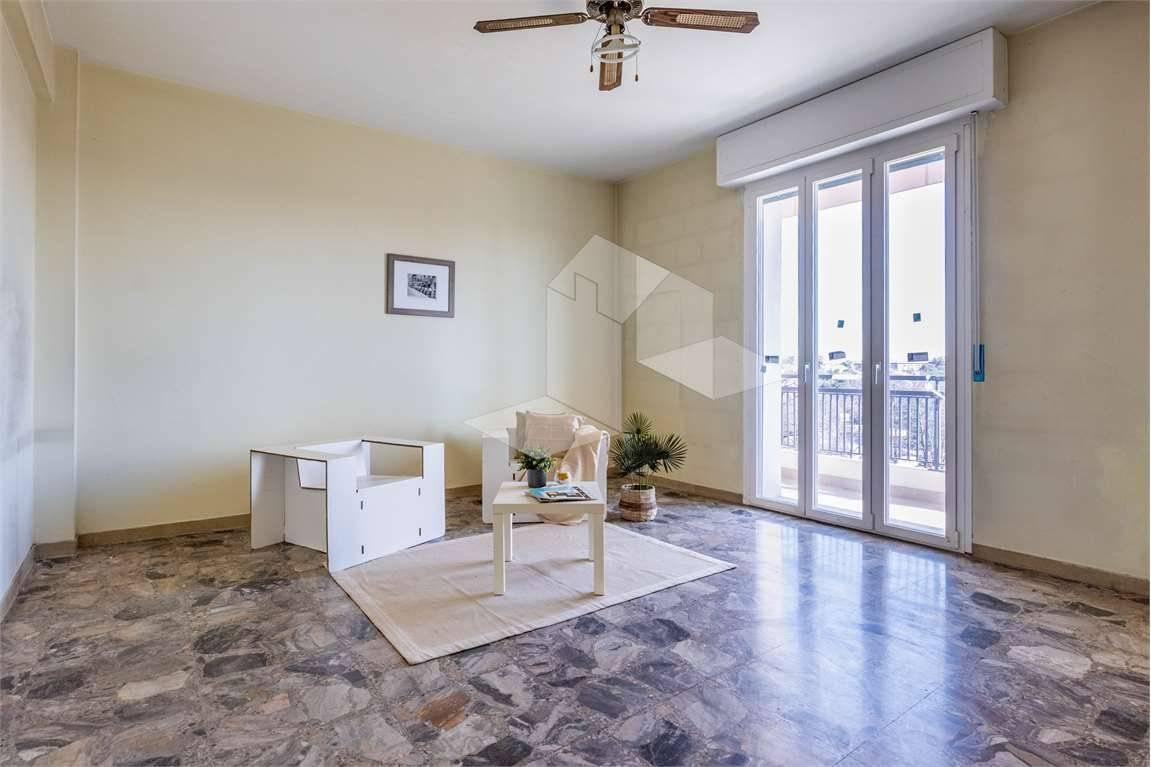 appartamento in vendita a Reggio nell'Emilia in zona Città Storica