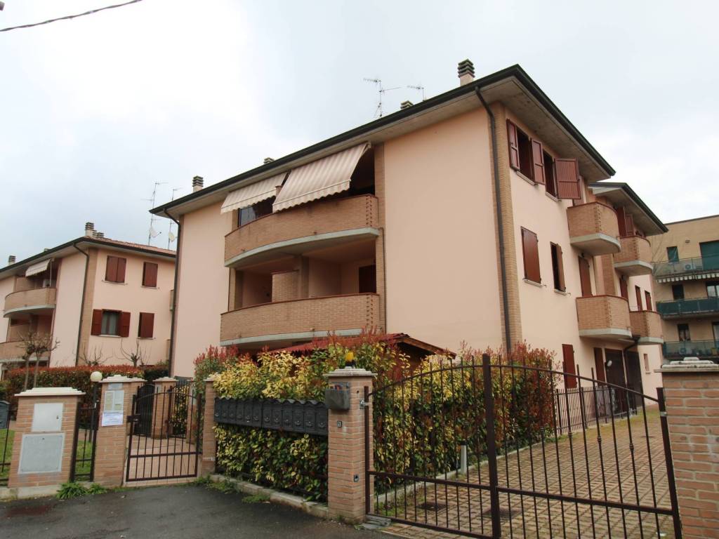 appartamento in vendita a Reggio nell'Emilia in zona Città Storica