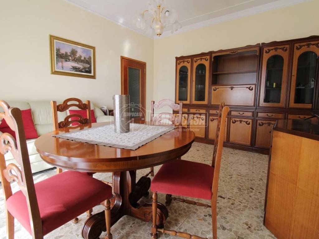 appartamento a Reggio nell'Emilia in zona San Pellegrino / Villa Canali