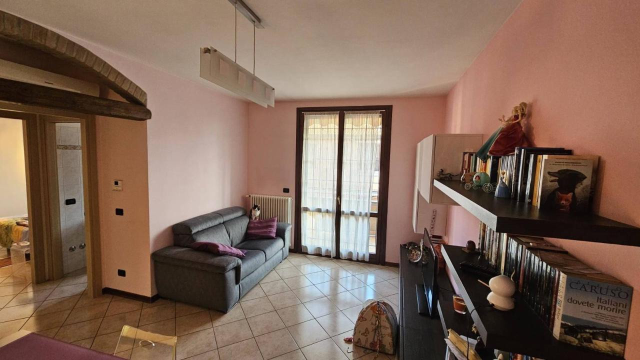 appartamento in vendita a Reggio nell'Emilia in zona Cavazzoli