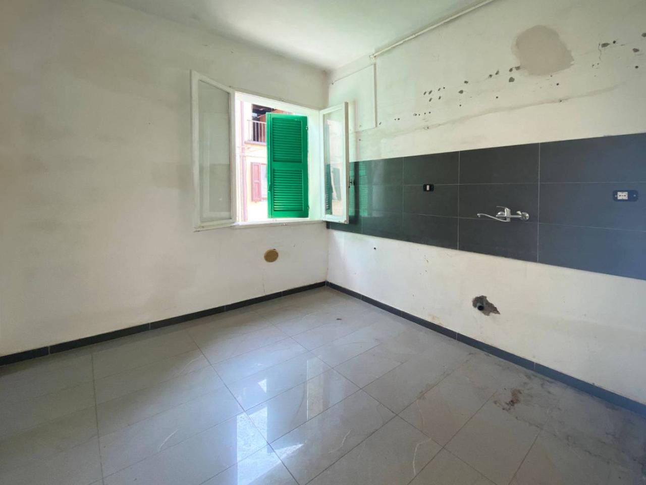 casa indipendente in vendita a Reggio nell'Emilia in zona Città Storica