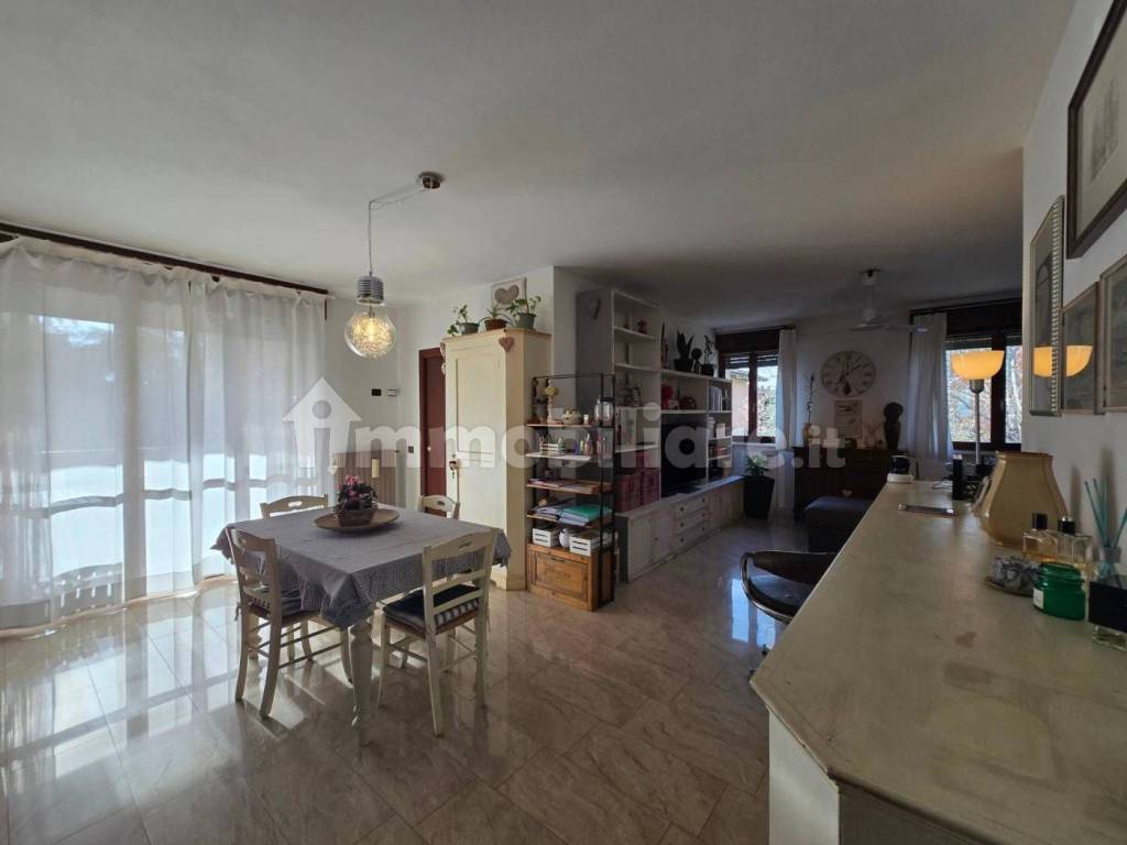 appartamento in vendita a Reggio nell'Emilia in zona Città Storica