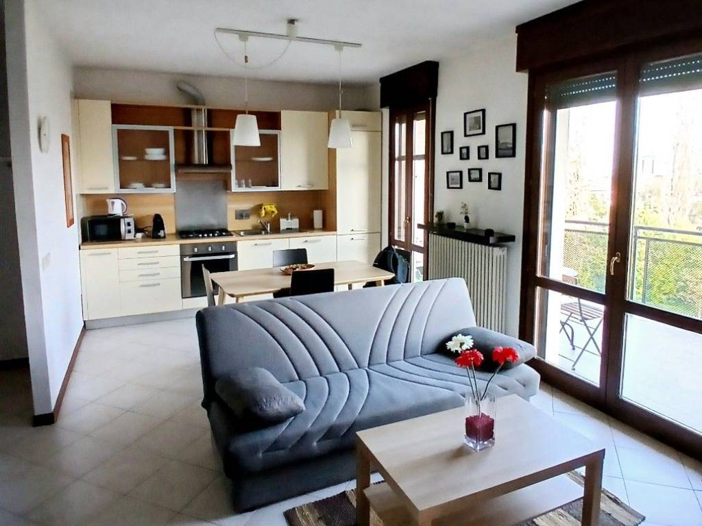 appartamento in vendita a Reggio nell'Emilia in zona San Prospero Strinati