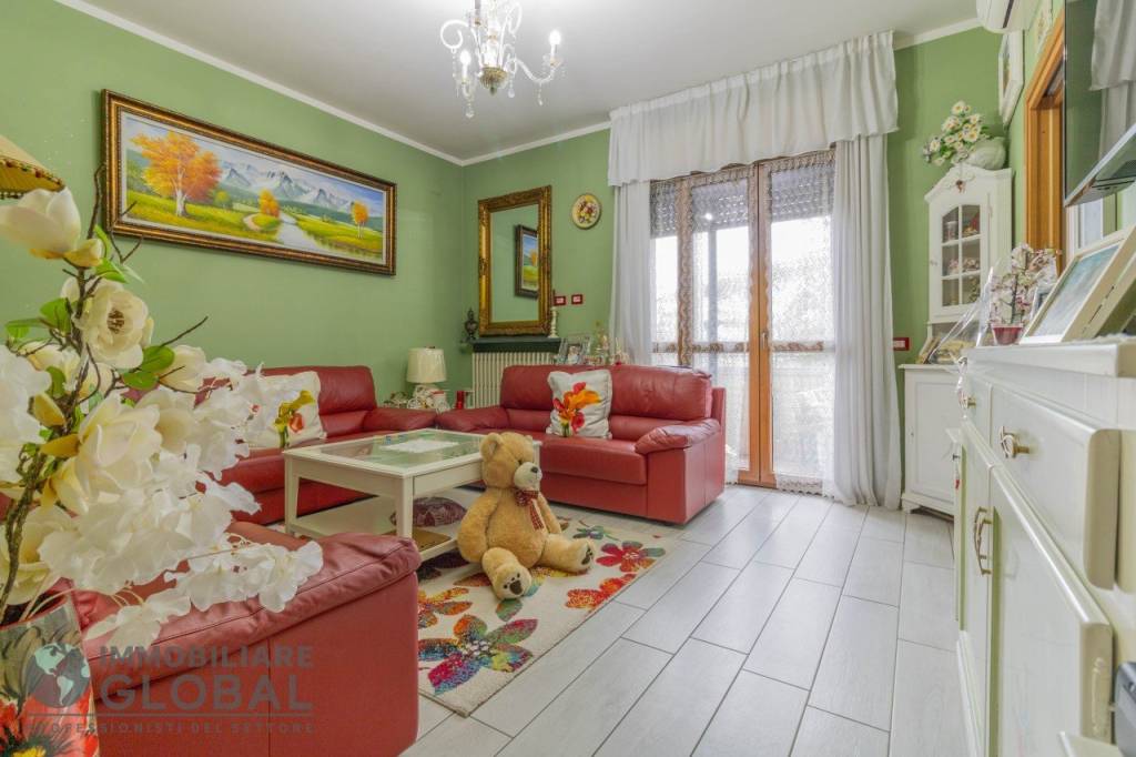 appartamento in vendita a Reggio nell'Emilia in zona Gattaglio