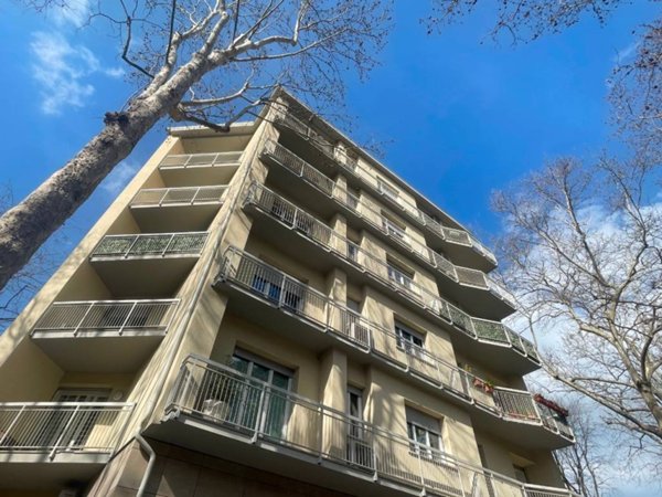 appartamento in vendita a Reggio nell'Emilia in zona Città Storica