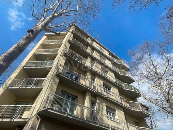 appartamento in vendita a Reggio nell'Emilia in zona Città Storica