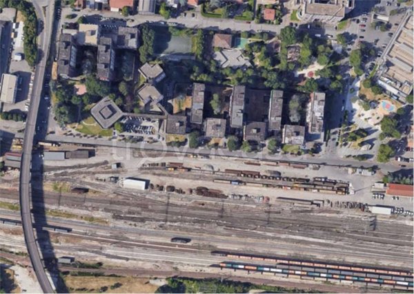 appartamento in vendita a Reggio nell'Emilia in zona Tribunale
