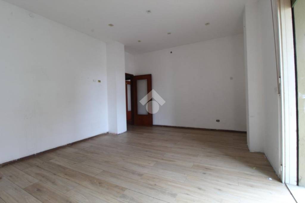 appartamento in vendita a Reggio nell'Emilia in zona Ospizio