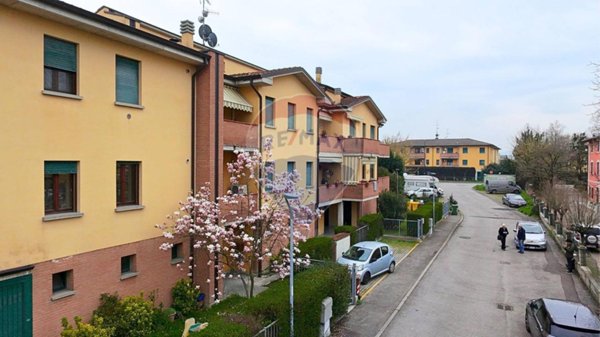 appartamento in vendita a Reggio nell'Emilia in zona Castellazzo