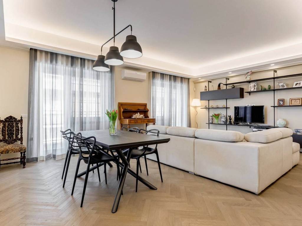 casa indipendente in vendita a Reggio nell'Emilia