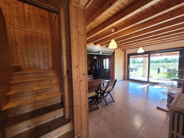 casa indipendente in vendita a Reggio nell'Emilia in zona Sesso