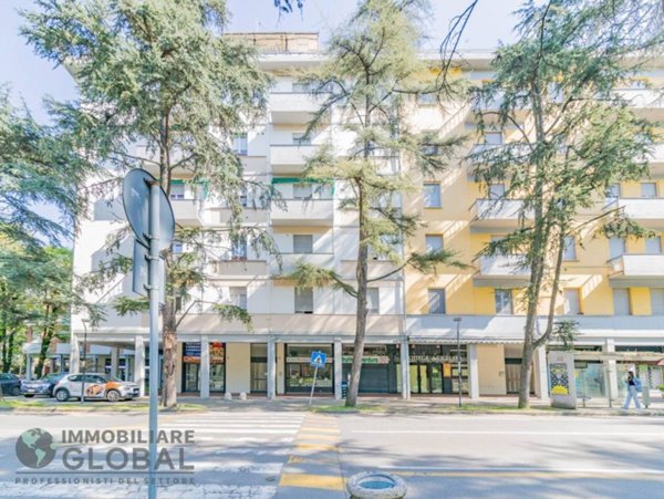 appartamento in vendita a Reggio nell'Emilia in zona Mirabello